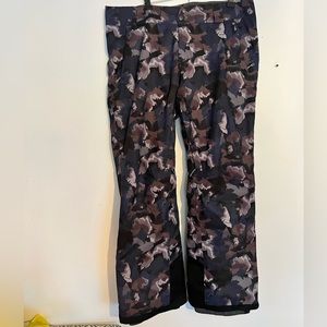 Patagonia Womens SnowBelle Maple Camo Snow Pant Sz XL